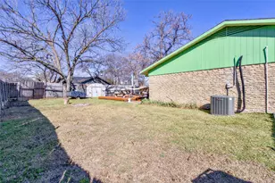 1101 Sunset Dr, Garland, TX 75040 - Photo 23