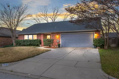 7933 Waterside Trail, Fort Worth, TX 76137 - Photo 5