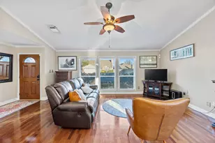 7933 Waterside Trail, Fort Worth, TX 76137 - Photo 9