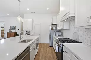 6712 Windfall Dr, Fort Worth, TX 76135 - Photo 7