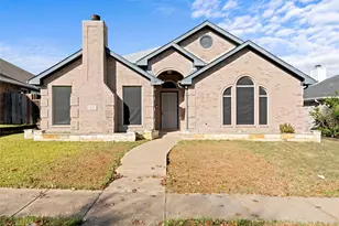 919 Kim Ln, Mesquite, TX 75149 - Photo 1