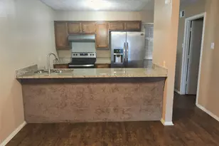 206 Country Bend Dr, Duncanville, TX 75137 - Photo 7