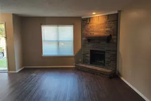 206 Country Bend Dr, Duncanville, TX 75137 - Photo 5