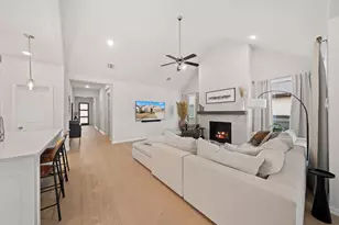 549 Cedarwood St, Little Elm, TX 76227 - Photo 15