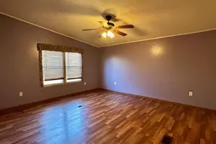 385 Co Rd 161, Streetman, TX 75859 - Photo 15