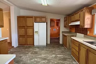 385 Co Rd 161, Streetman, TX 75859 - Photo 9