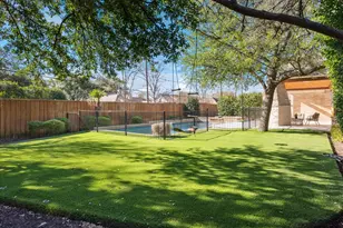 3830 Weeburn Dr, Dallas, TX 75229 - Photo 31