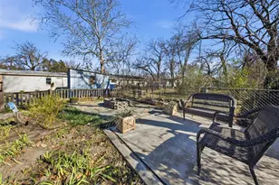 610 Walter Rd, Gainesville, TX 76240 - Photo 27