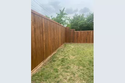 1110 Southwood Court, Lewisville, TX 75067 - Photo 3