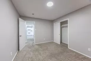 2831 Grandview Dr, Grand Prairie, TX 75052 - Photo 31