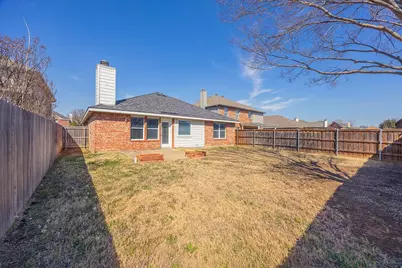 2831 Grandview Drive, Grand Prairie, TX 75052 - Photo 35
