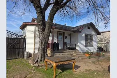 2333 N Chandler Drive E, Fort Worth, TX 76111 - Photo 1
