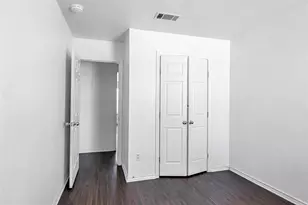 4604 Alamosa St, Fort Worth, TX 76119 - Photo 21