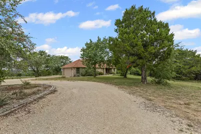 1485 County Road 2011, Glen Rose, TX 76690 - Photo 11