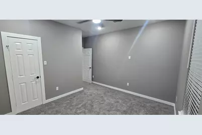 805 Fletcher Street, Gainesville, TX 76240 - Photo 17