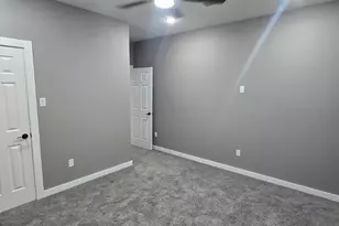 805 Fletcher St, Gainesville, TX 76240 - Photo 17