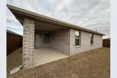 3916 Limestone Bluff Drive, Celina, TX 75009 - Photo 7