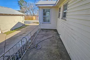 301 Buhler Dr, Garland, TX 75040 - Photo 15