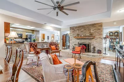 117 Cliffside Drive N, Burleson, TX 76028 - Photo 9