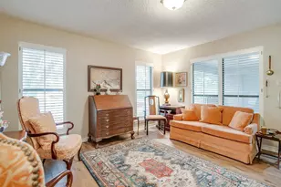 117 Cliffside Dr N, Burleson, TX 76028 - Photo 21