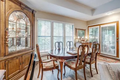 117 Cliffside Drive N, Burleson, TX 76028 - Photo 11