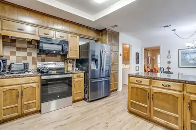 117 Cliffside Drive N, Burleson, TX 76028 - Photo 19