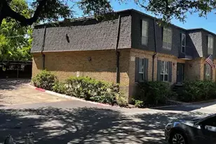 5051 Les Chateaux Dr, Dallas, TX 75235 - Photo 19