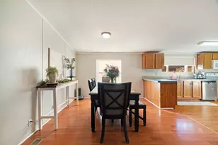 416 Bevill St, Deport, TX 75435 - Photo 5