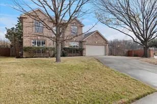 2300 Caldwell Dr, Bedford, TX 76021 - Photo 3