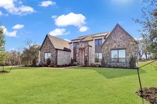 208 Dan Russell Bend, Weatherford, TX 76087 - Photo 3