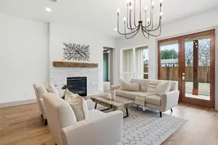 1012 N Oak St, Roanoke, TX 76262 - Photo 5