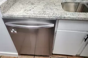 12482 Abrams Rd, Dallas, TX 75243 - Photo 11