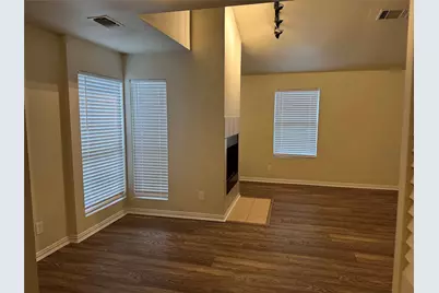 4301 Munger Avenue, Dallas, TX 75204 - Photo 5
