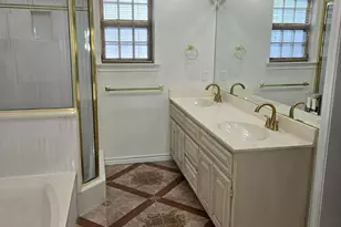 6572 McCart Ave, Fort Worth, TX 76133 - Photo 13