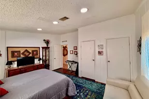 205 Hamilton St, Bynum, TX 76631 - Photo 5