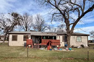 205 Hamilton St, Bynum, TX 76631 - Photo 27