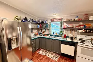 205 Hamilton St, Bynum, TX 76631 - Photo 11