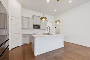 2811 Grand Lookout Ln, Arlington, TX 76001 - Photo 7