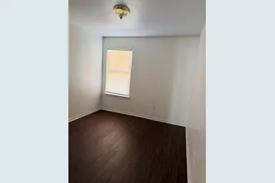 4512 Alamosa Street, Fort Worth, TX 76119 - Photo 11