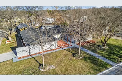 1301 Mildred Lane, Benbrook, TX 76126 - Photo 31