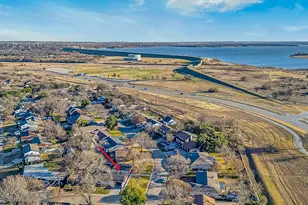 1301 Mildred Ln, Benbrook, TX 76126 - Photo 35