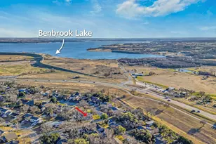 1301 Mildred Ln, Benbrook, TX 76126 - Photo 33