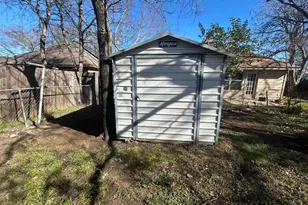 502 N Spears St, Alvarado, TX 76009 - Photo 5