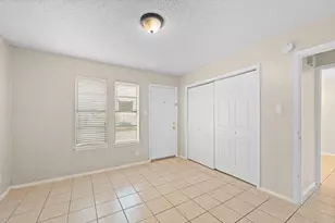 708 N Cooper St, Arlington, TX 76011 - Photo 17