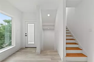 935 W Twelfth St, Dallas, TX 75208 - Photo 11