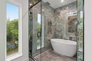 935 W Twelfth St, Dallas, TX 75208 - Photo 15