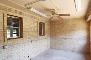 1010 A E Reno Rd, Reno, TX 76020 - Photo 27