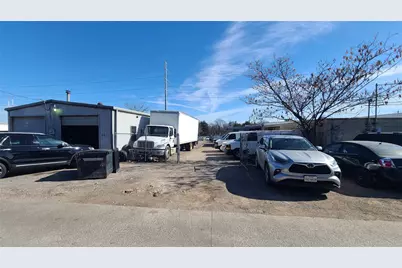 2623 S Garland Avenue, Garland, TX 75041 - Photo 3