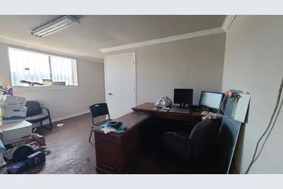 2623 S Garland Avenue, Garland, TX 75041 - Photo 17