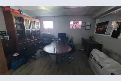 2623 S Garland Avenue, Garland, TX 75041 - Photo 11